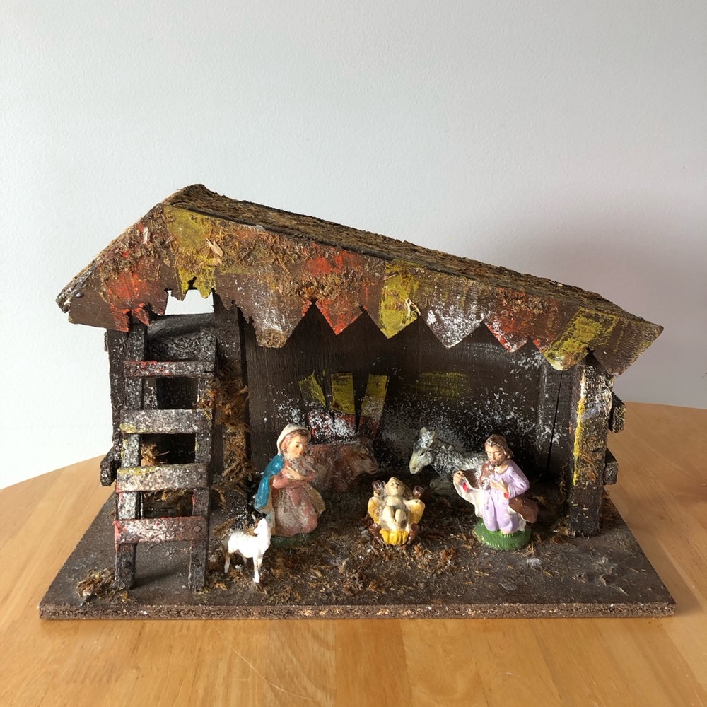 Vintage Wood Moss Manger Nativity Scene Made in Italy